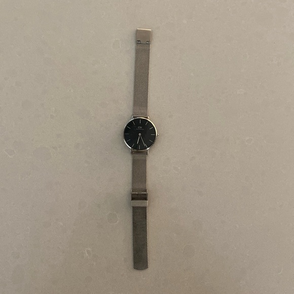 Daniel Wellington Watch - Stainless Steel - Picture 3 of 4